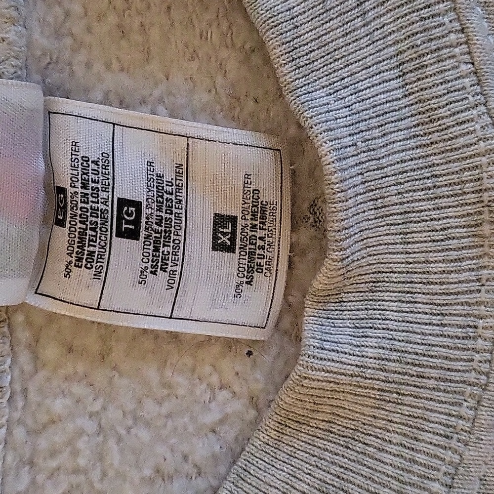 Xl sweater - Picture 3 of 3